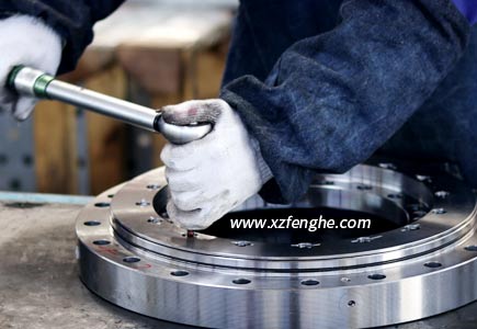 回转支承轴承安装步骤