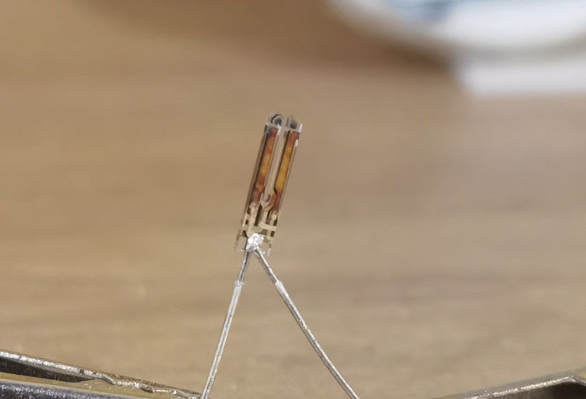 晶振外壳脱落还能用吗？